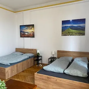 Vintage In Old Town Apartamento Cracovia